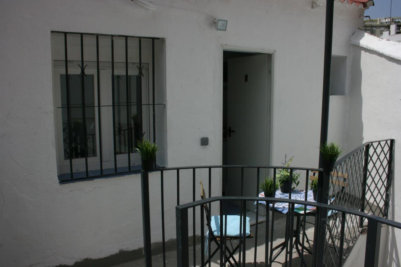 Malaguena Salerosa "Apartamento - Estudio Con Terraza" En Casa Tipica De 1 A 4 Dormitorios Málaga Exterior foto