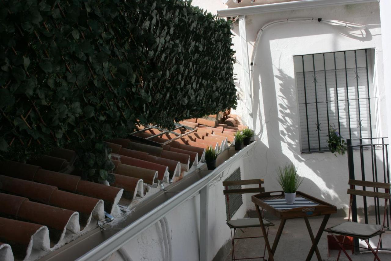 Malaguena Salerosa "Apartamento - Estudio Con Terraza" En Casa Tipica De 1 A 4 Dormitorios Málaga Exterior foto